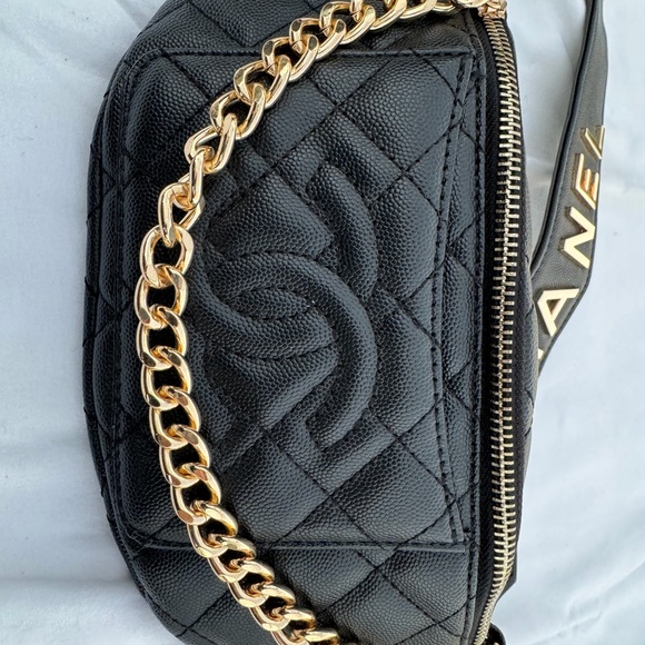 Chanel GWP Black Quilted Bag with Gold Chain Accent - Picture 2 of 16